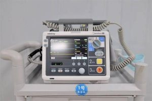 除顫儀電池：是否都是一次性的？